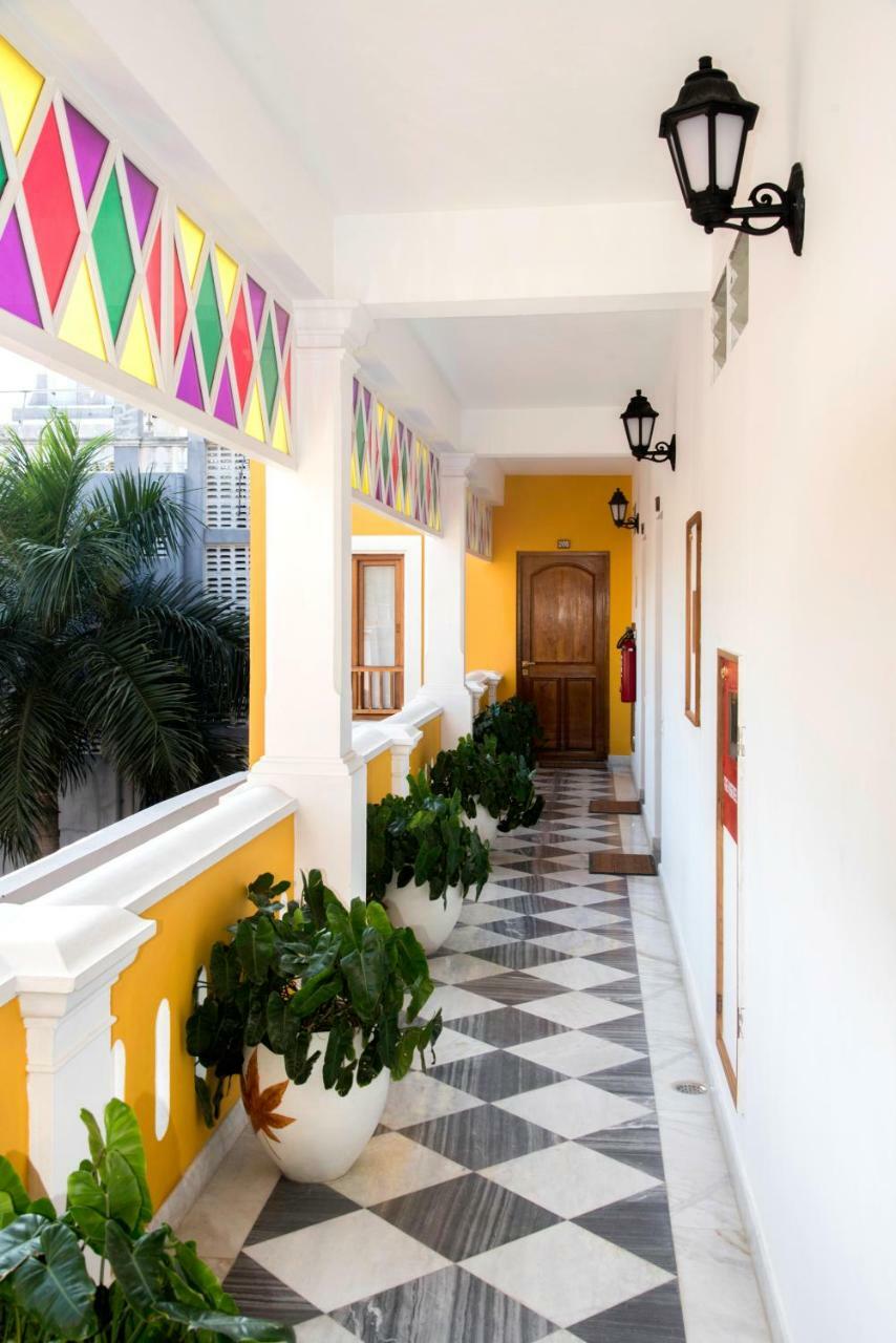Hotel Petit Palais à Pondichéry Extérieur photo