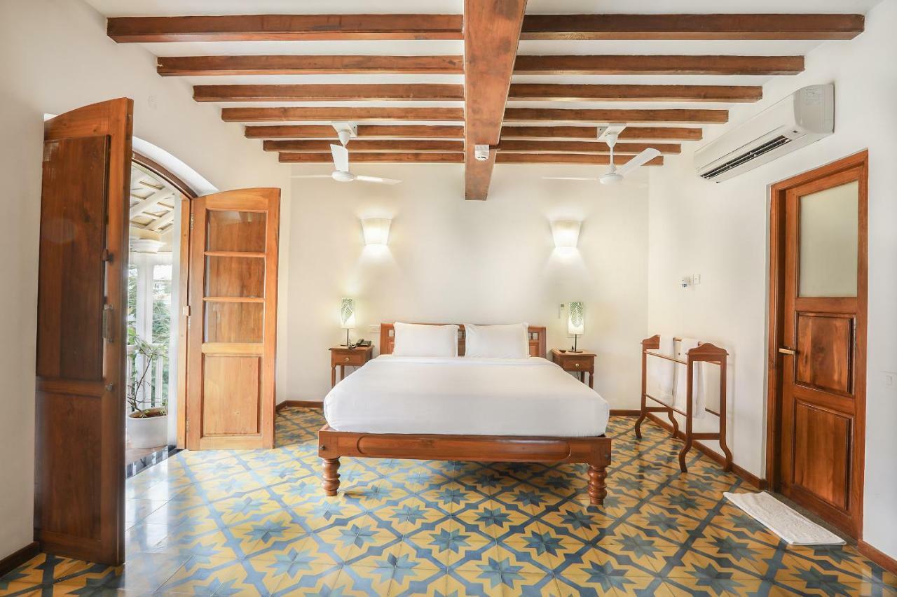 Hotel Petit Palais à Pondichéry Extérieur photo