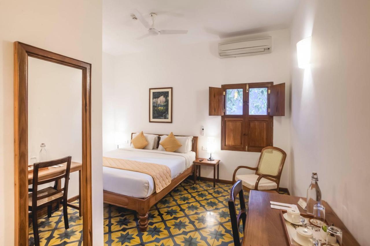 Hotel Petit Palais à Pondichéry Extérieur photo