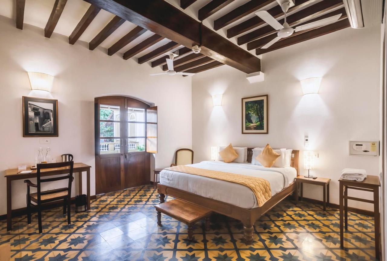 Hotel Petit Palais à Pondichéry Extérieur photo